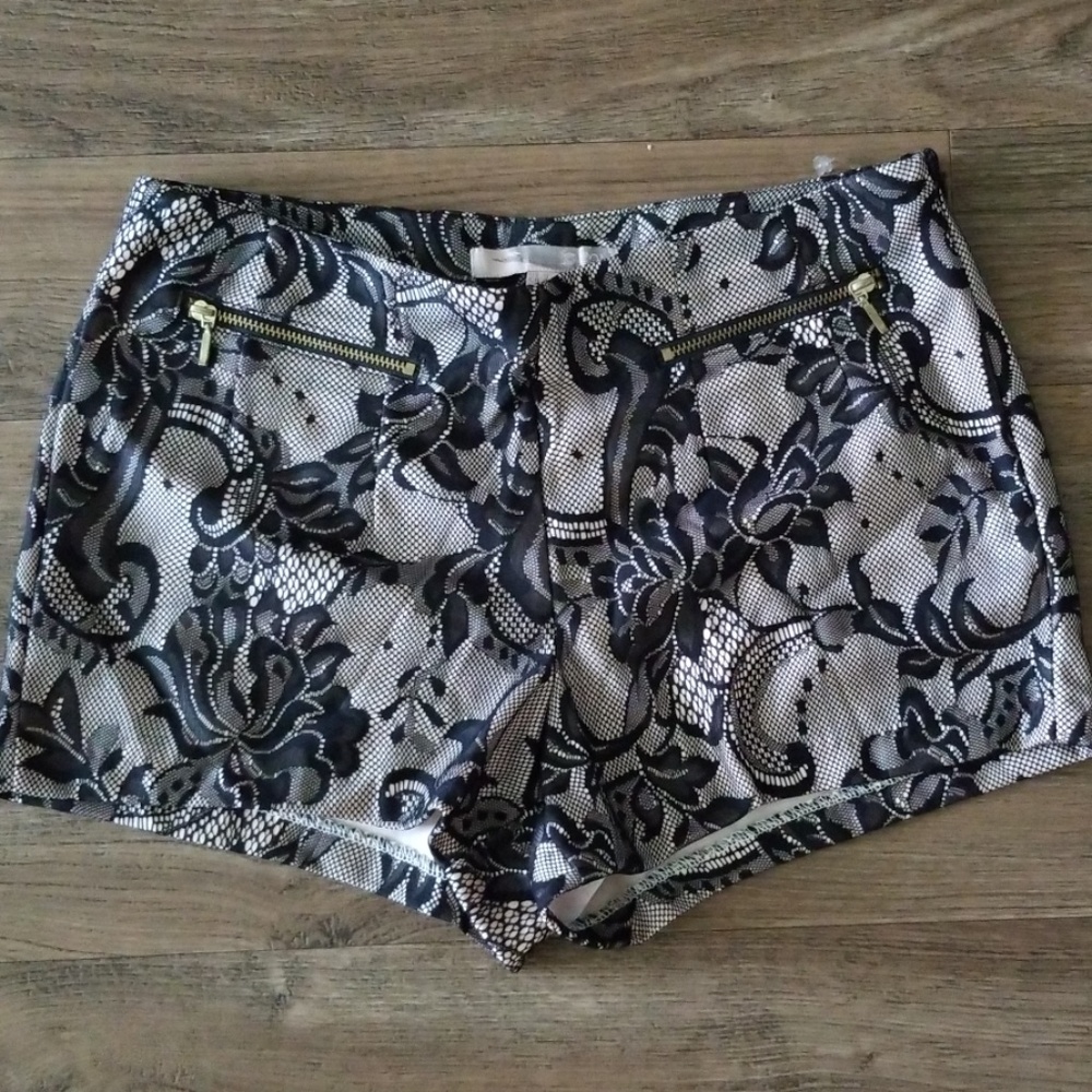 High waisted short